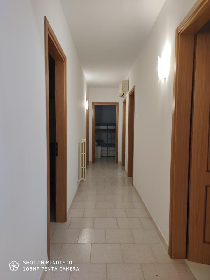 Casa Di Gigi- Comodo Appartamento In Galatina Bagian luar foto