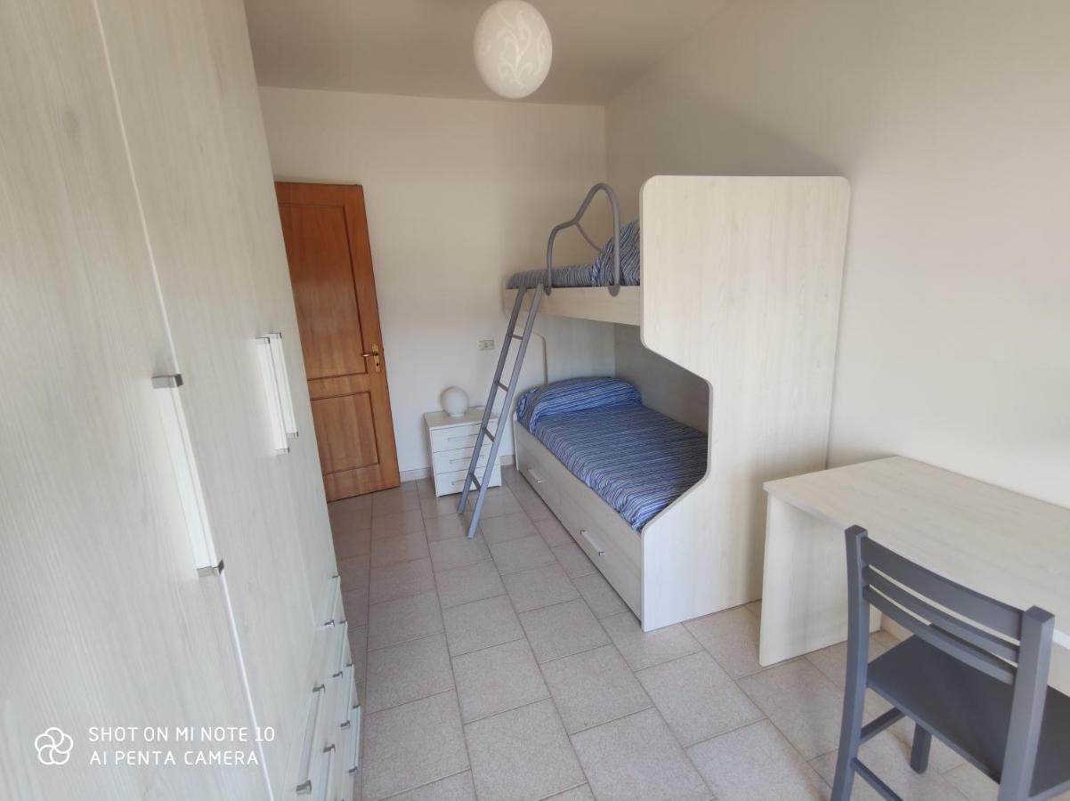 Casa Di Gigi- Comodo Appartamento In Galatina Bagian luar foto